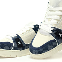 LV