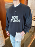 ACNE