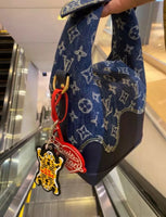 LV
