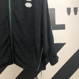 OFF-WHITE