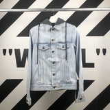OFF-WHITE