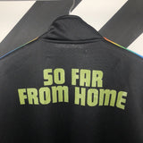 OFF-WHITE