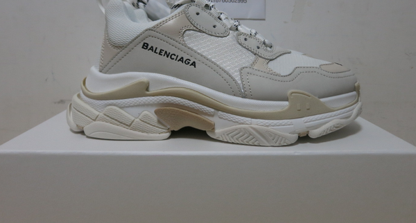 Bal Triple S